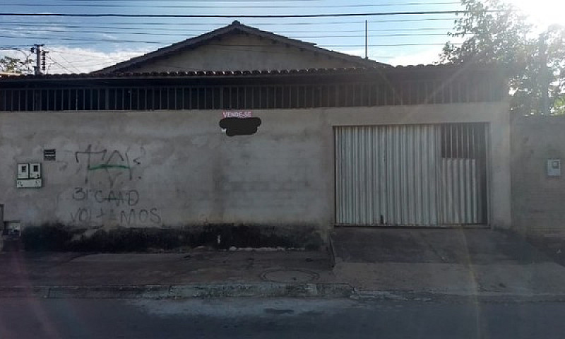 Casa 3Q No Setor Mor...
