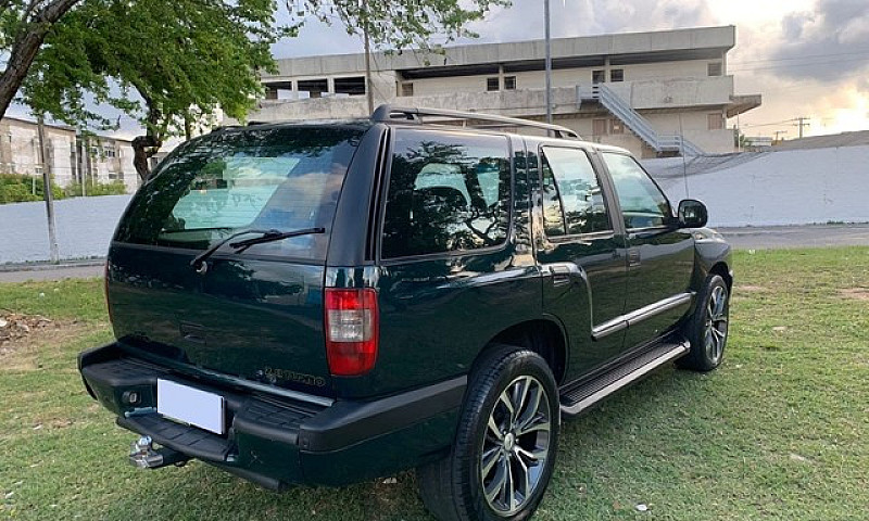 Chevrolet Blazer Tur...