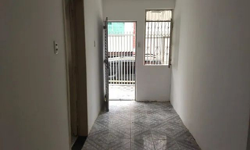 Casa No Vale Das Ped...