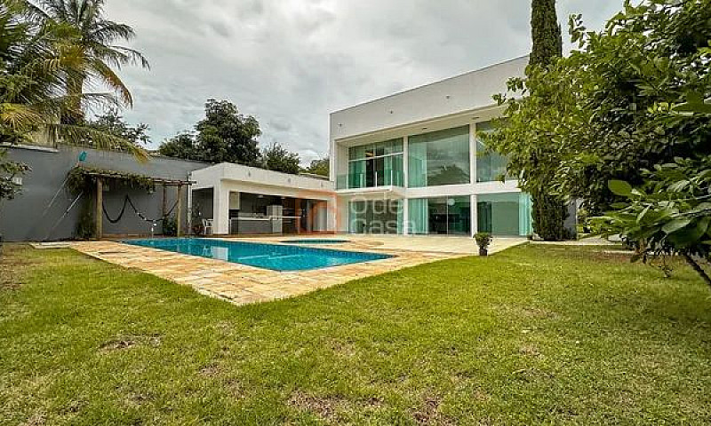 Casa Com 4 Suítes E ...