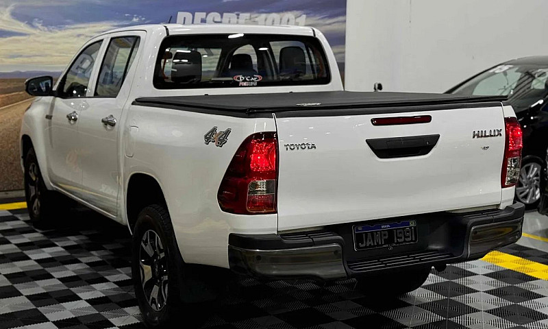 Toyota Hilux Cd 4X4 ...
