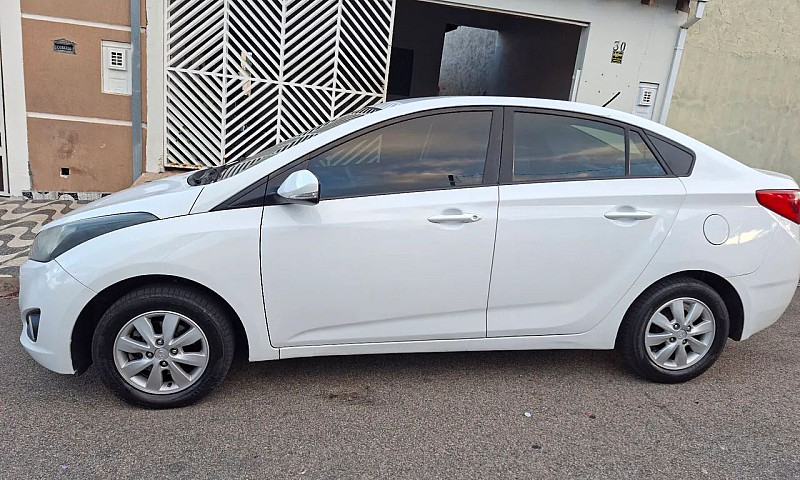 Hyundai Hb20S C.plus...