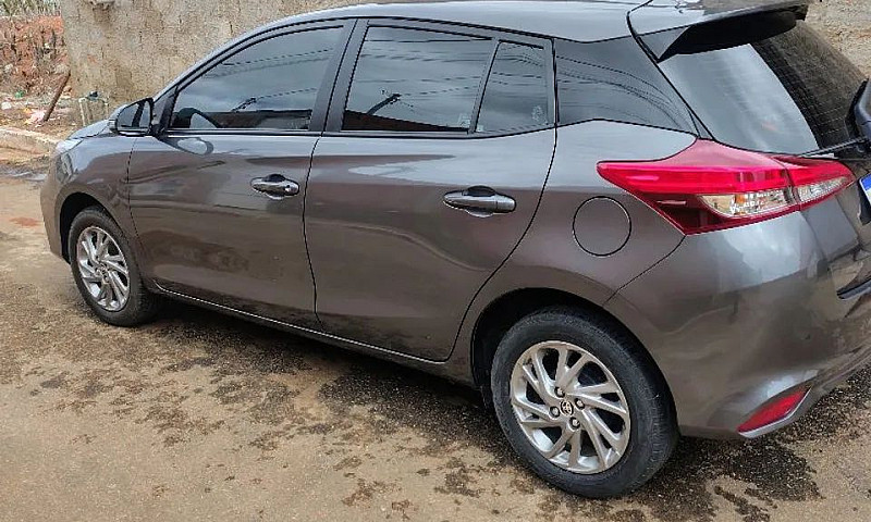 Toyota Yaris Xs 1.5 ...