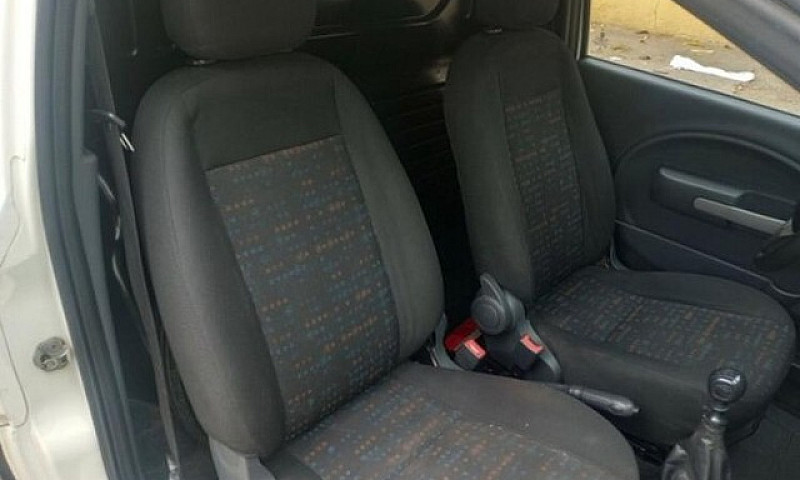 Fiorino Furgão 1.4 E...