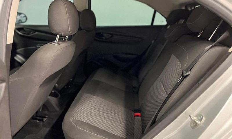 Chevrolet Onix Joy 2...