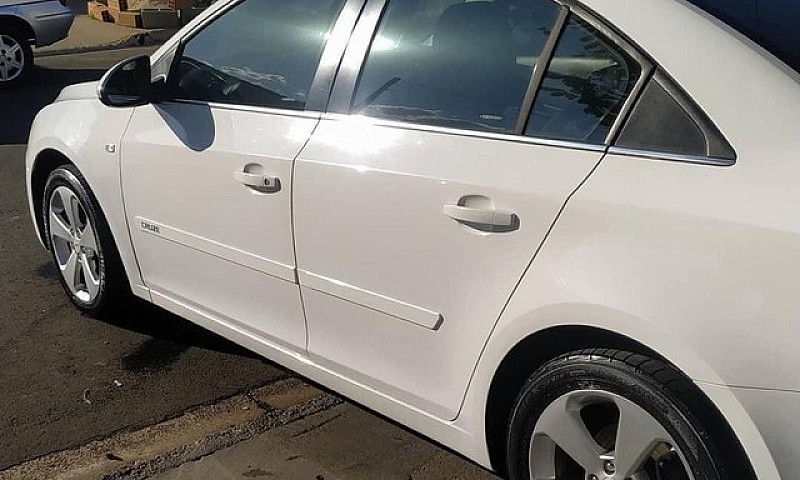 Chevrolet Cruze Lt...