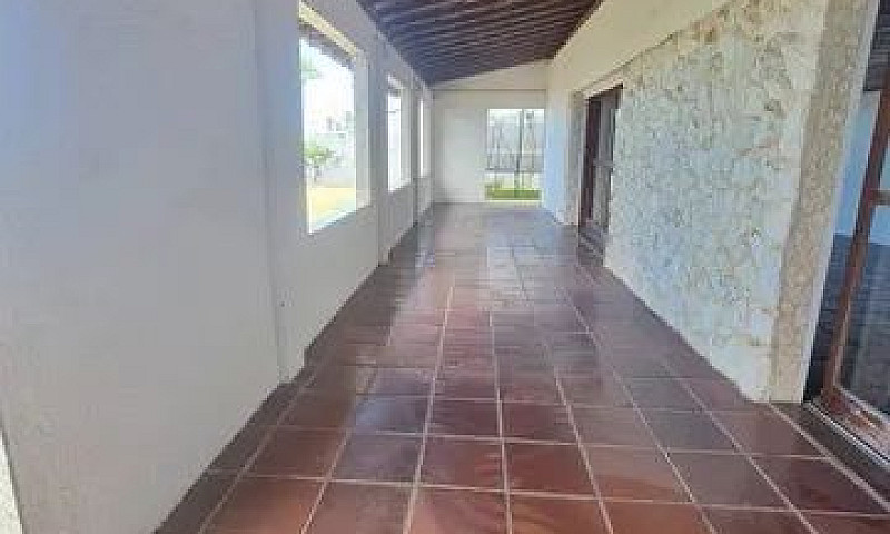 #Vendo Casa Espaçosa...