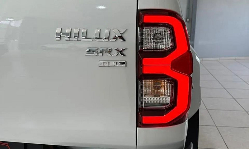 Hilux Srx Plus 2.8 B...