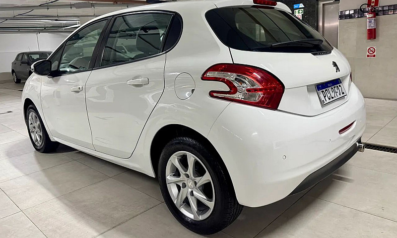208 Allure 1.6 Aut. ...