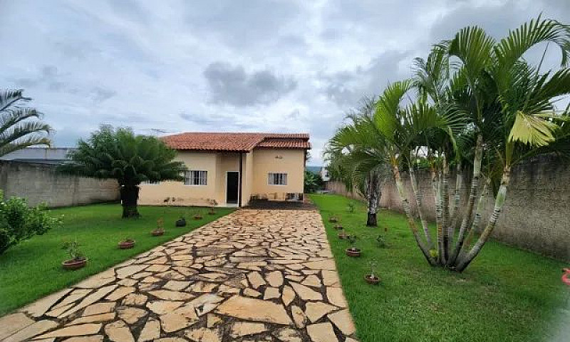 Excelente Casa - Mel...