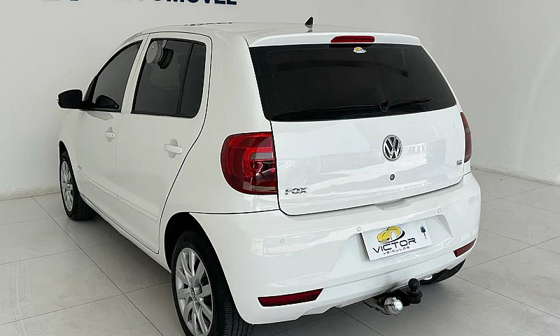 Volkswagen Fox 1.6 M...