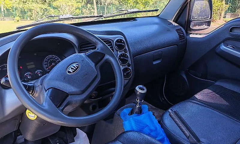 Kia Motors Bongo K-2...