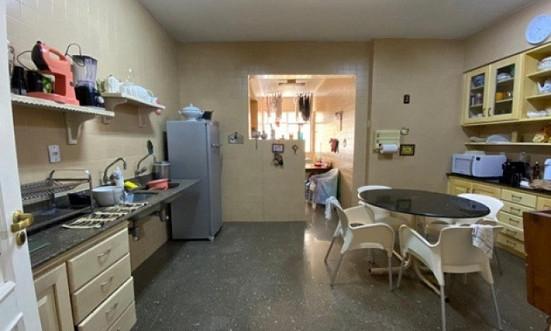 Vende-Se Apartamento...