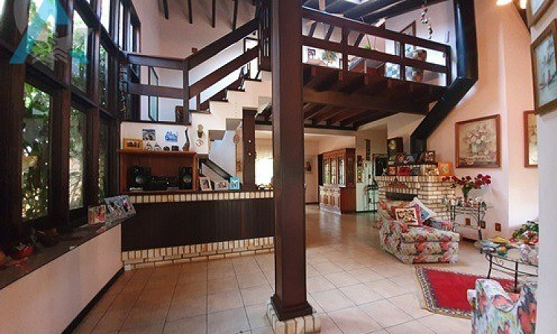 Casa Residencial Em ...