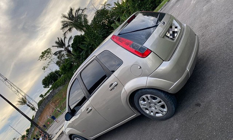Vendo Ford Fiesta Ha...