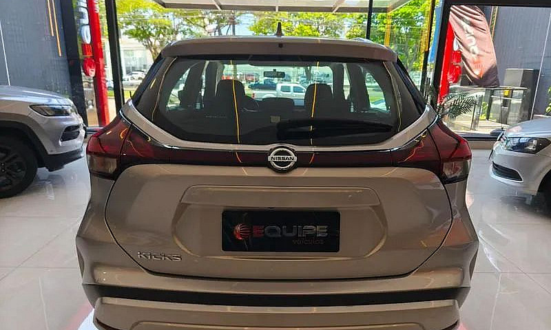 Nissan Kicks Sense 1...