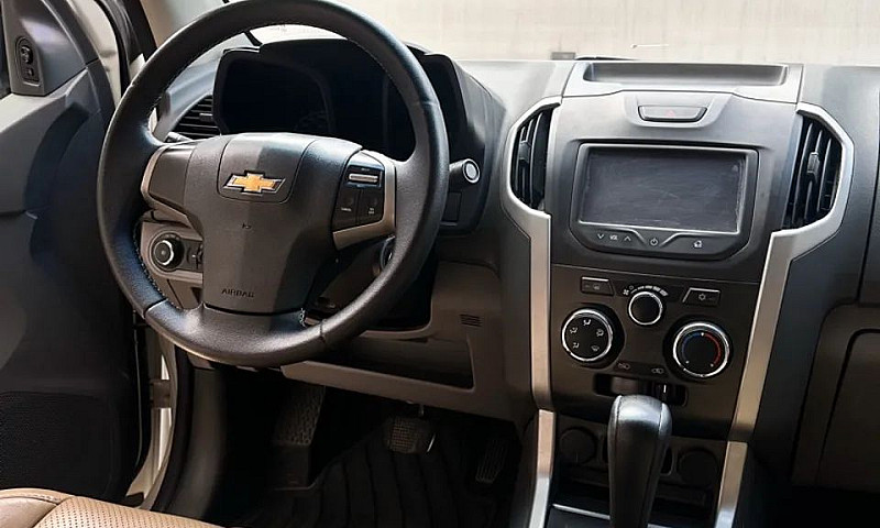 S10 Lt 4X4 Automát. ...