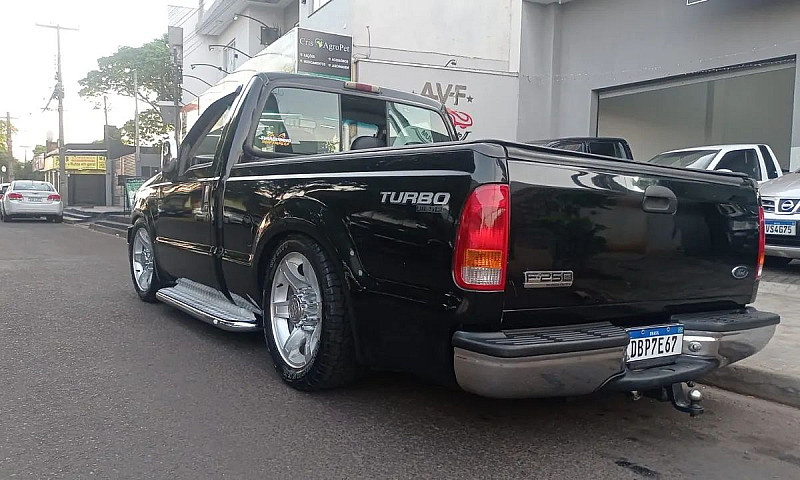 Ford F-250 Xlt 4.2 T...