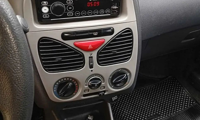 Fiat Palio 1.0 Econo...