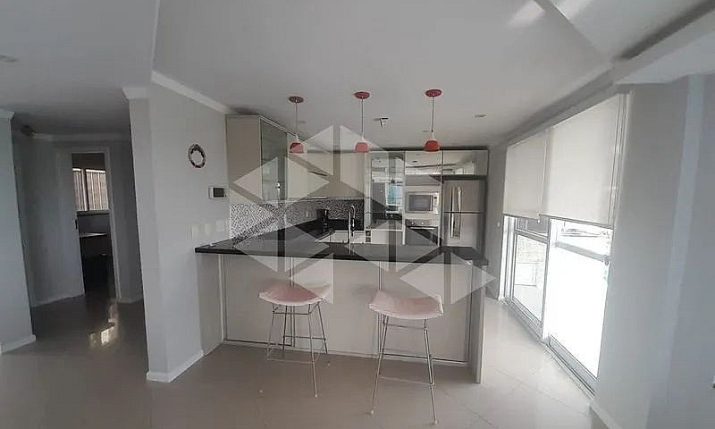 Triplex Mobiliado De...