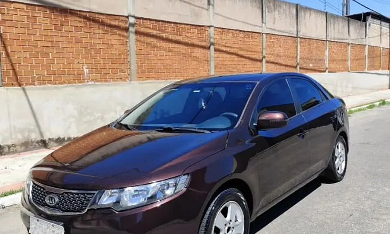 Kia Motors Cerato 1....