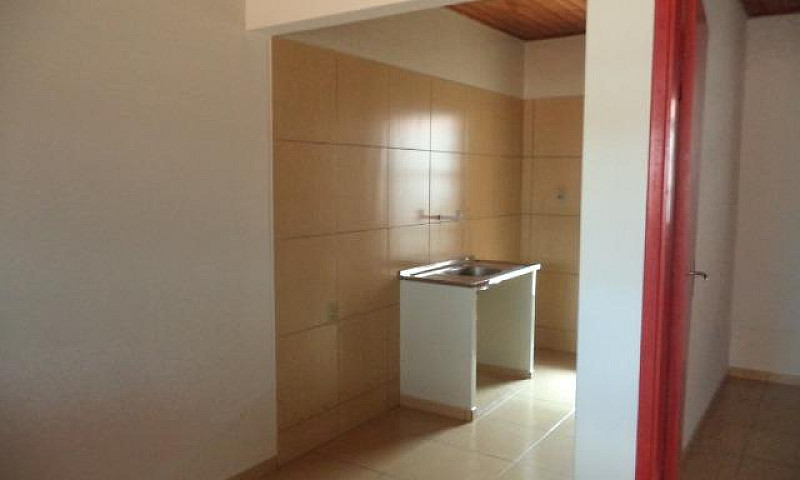 Casa (01) Quarto R$5...