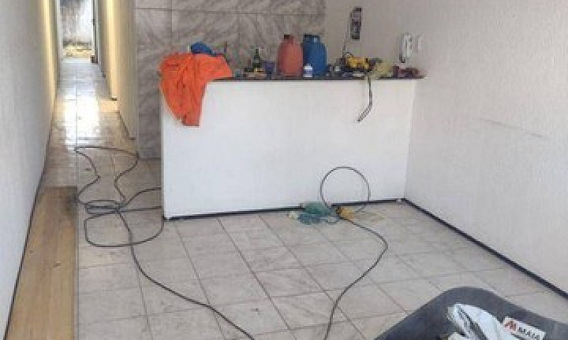 Casa Com 2 Dormitóri...