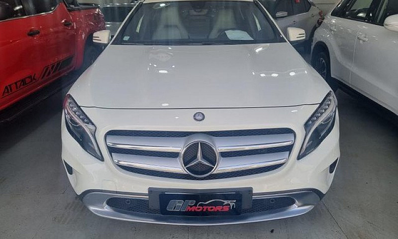 Mercedes-Benz Gla 20...