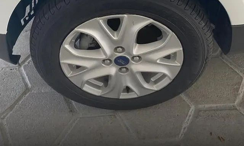 Ford Ecosport Tit At...