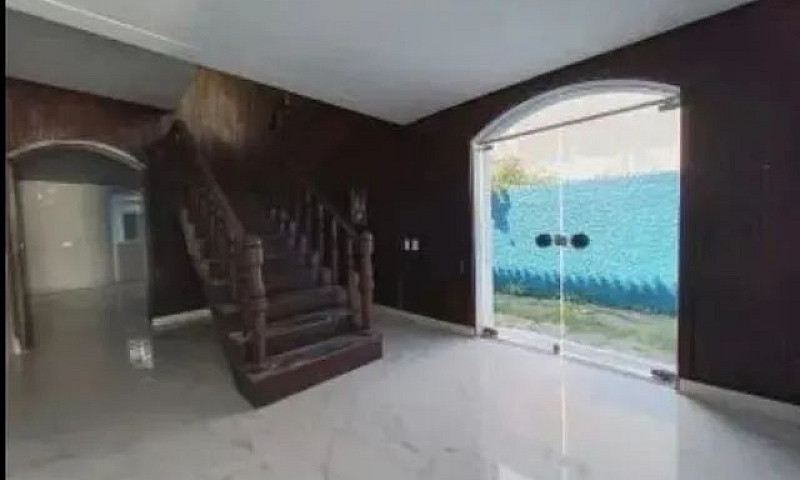 Neri Casa De 450M2 T...
