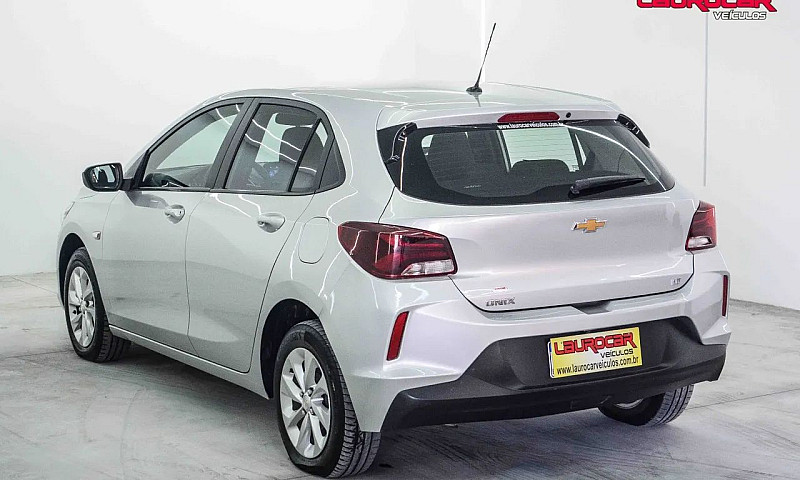 Chevrolet Onix Hatch...