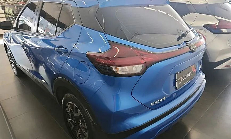 Nissan Kicks Sense 1...