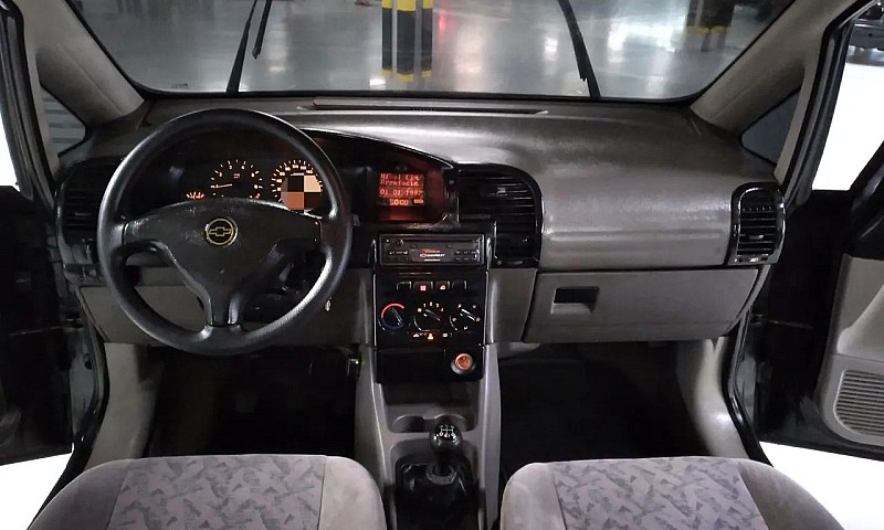 Zafira 7 Lugares Com...