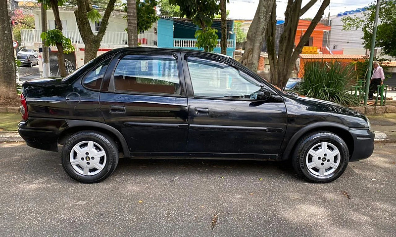 Chevrolet Corsa Sed ...