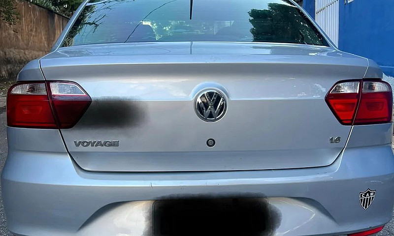Volkswagen Voyage 1....