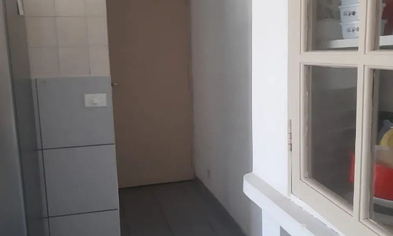 Quarto Para Moça - A...