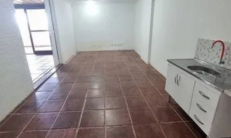 #Vendo Casa Espaçosa...