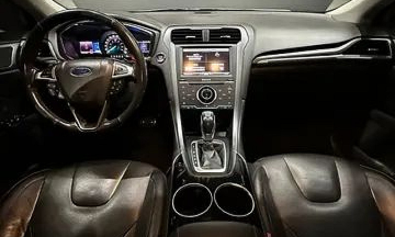 Ford Fusion Titanium...