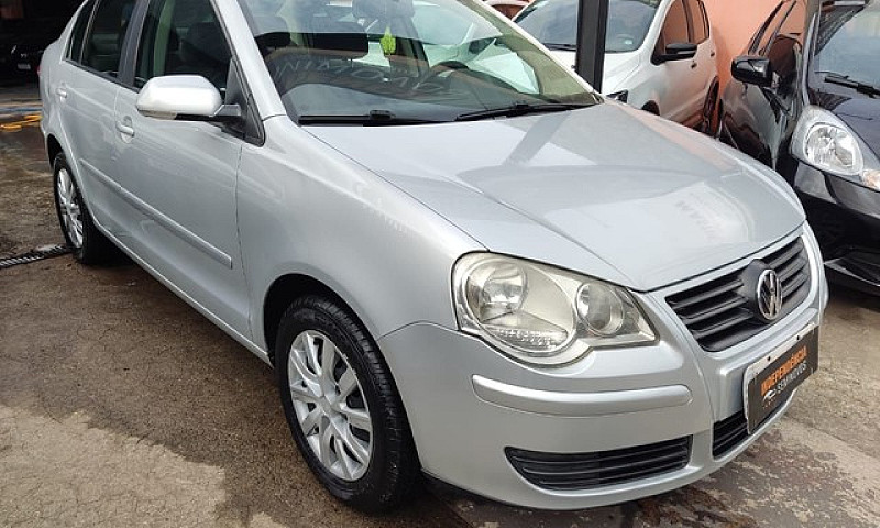 Polo Sedan 1.6 Compl...