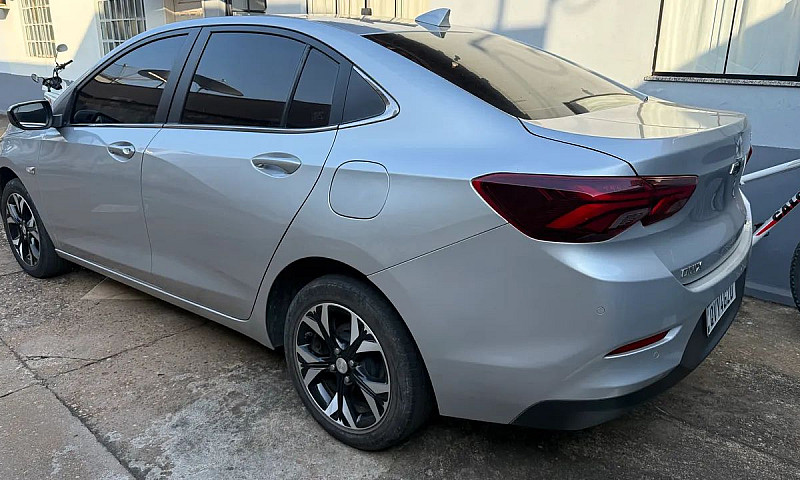 Chevrolet Onix Plus ...