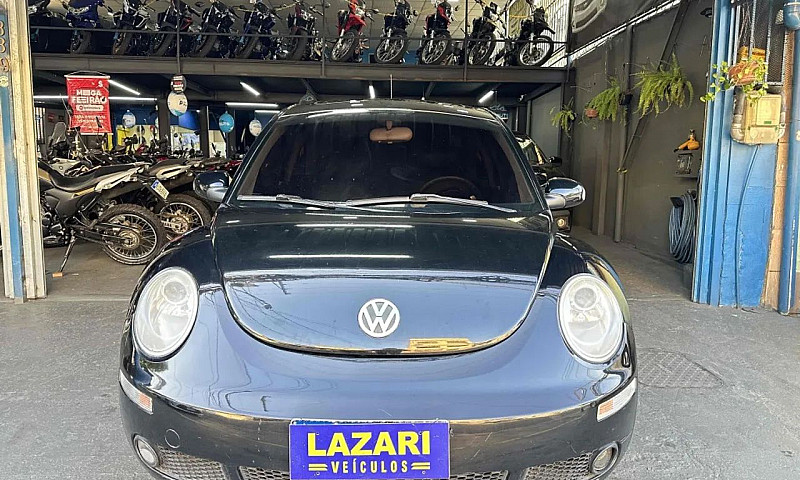 Volkswagen New Beetl...