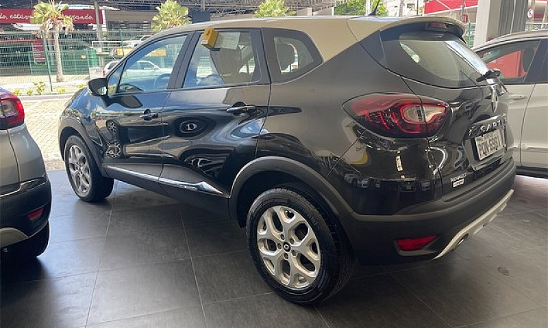 Renault Captur 1.6 1...
