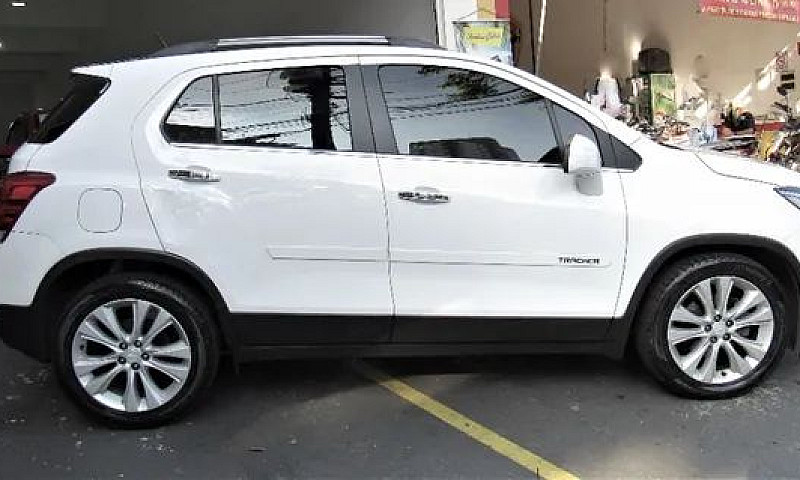 Chevrolet Tracker Lt...