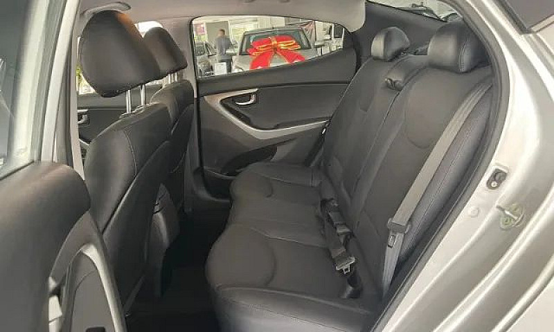 Hyundai Elantra 2.0 ...