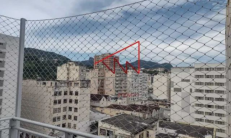 Apartamento-À Venda-...