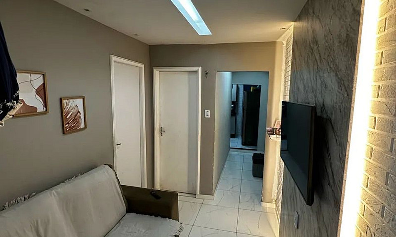 Vendo Uma Casa  Ou T...