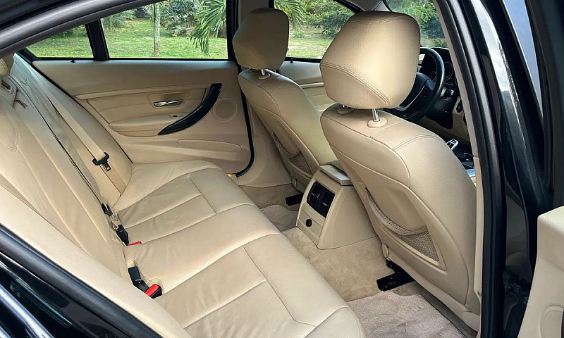 Bmw 328I A Sport 2.0...