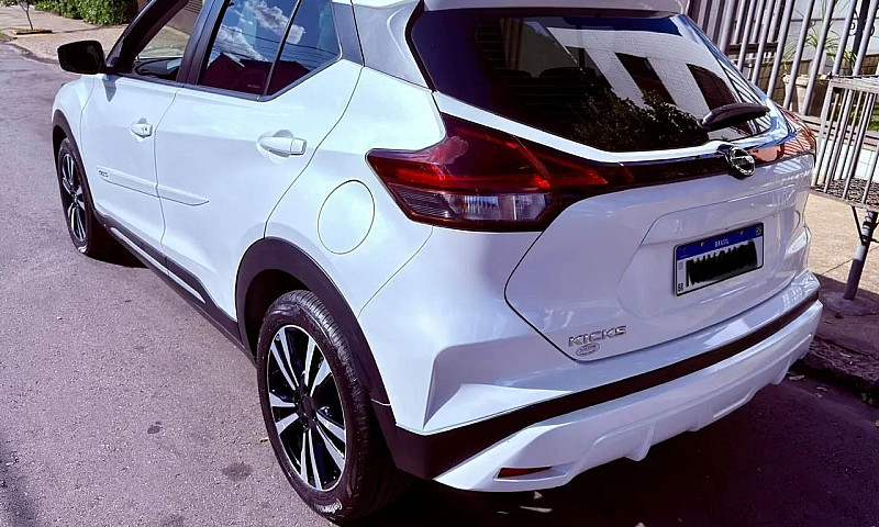 Nissan Kicks Advance...