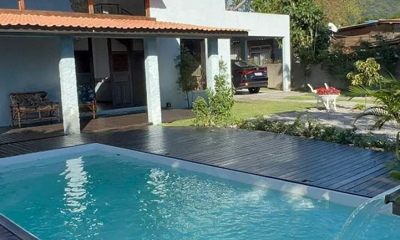 Alugo Suíte E Quarto...