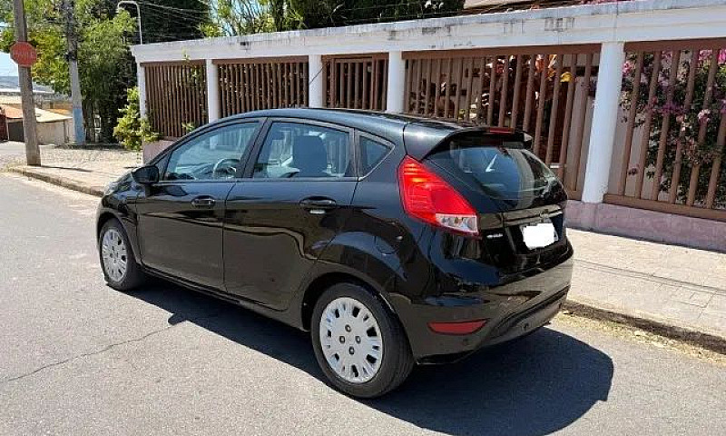 Ford Fiesta Se Plus ...